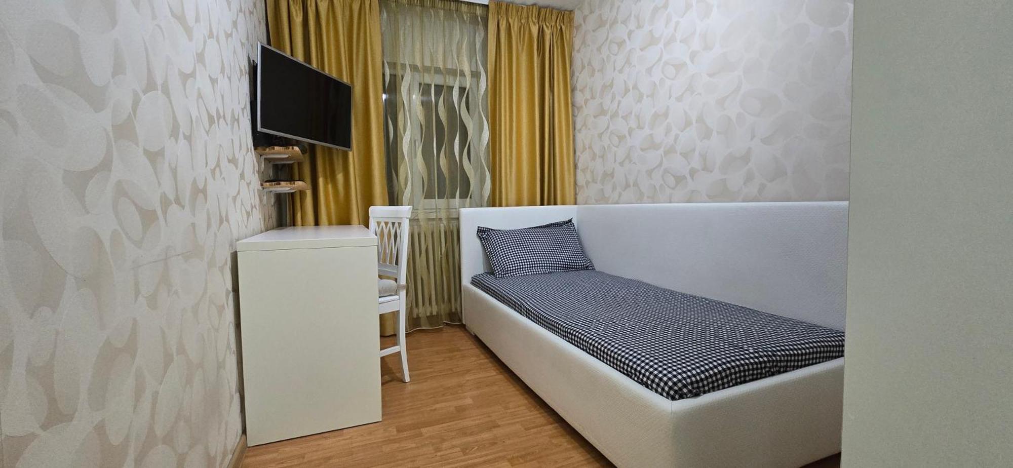 West Residence Плоешти Экстерьер фото