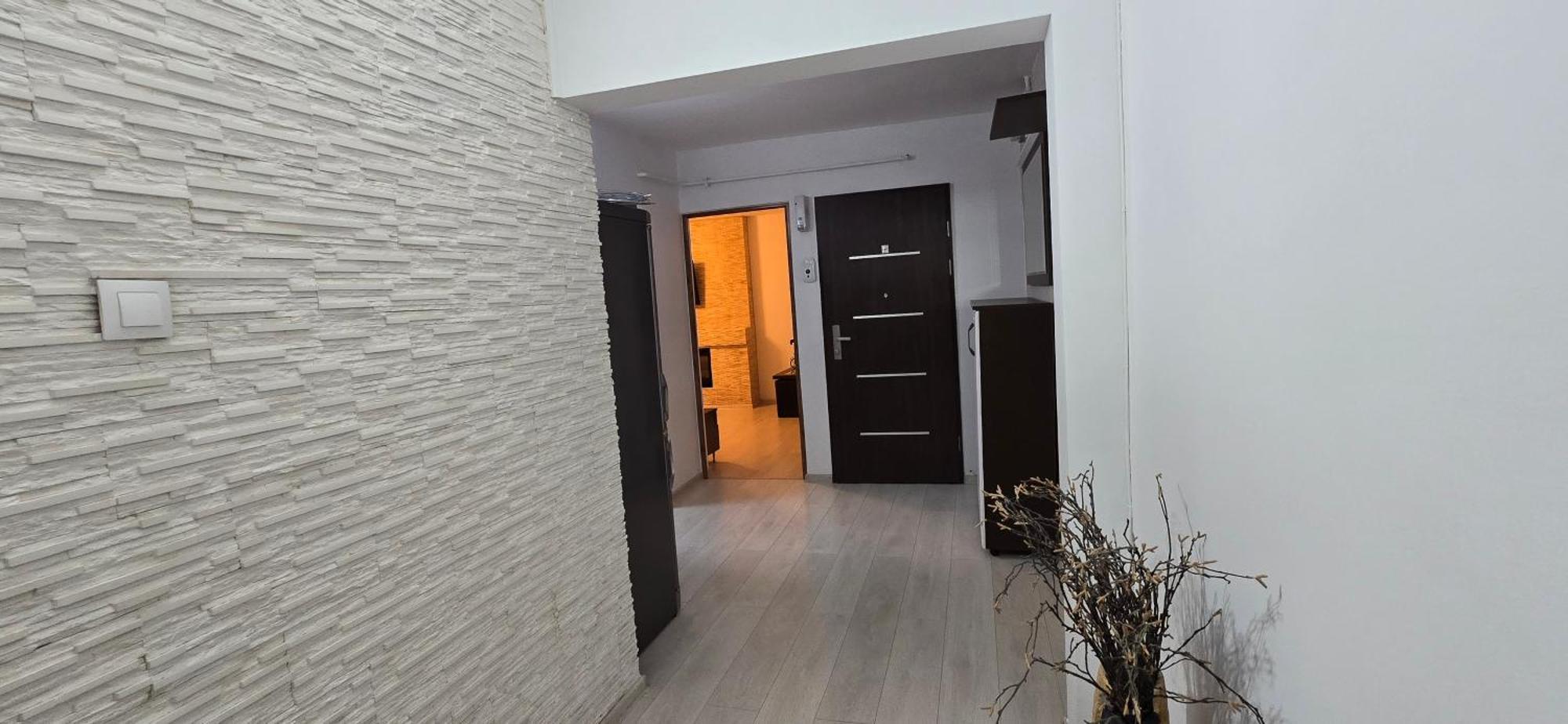 West Residence Плоешти Экстерьер фото